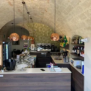 62 Marinai , Bari Italien